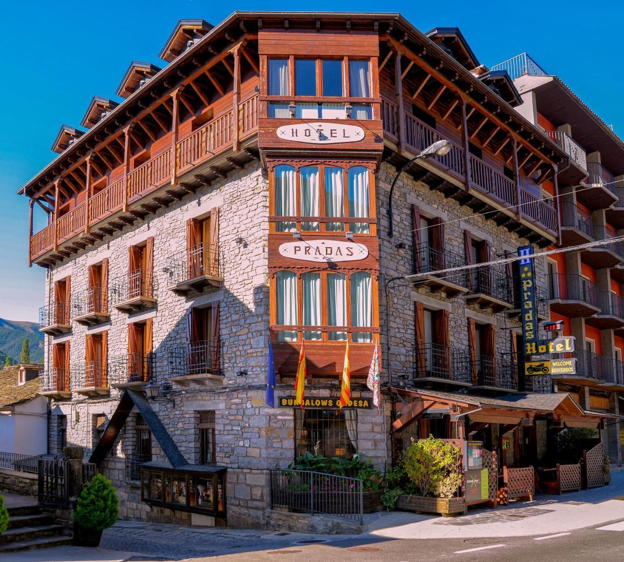 Hotel Pradas Ordesa Broto Exterior photo