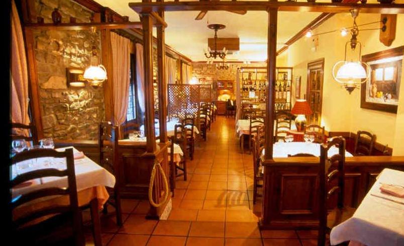 Hotel Pradas Ordesa Broto Restaurant photo